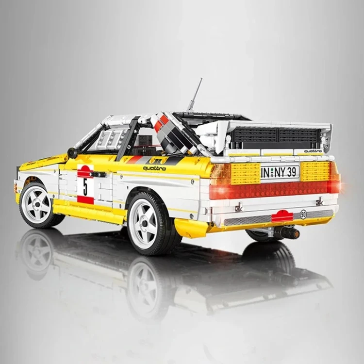 Klocki Technic rajdowe Audi Quattro S1 świecące tylne światła LED widok z tyłu