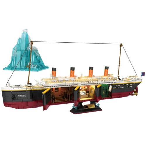 Klocki Titanic model statku z otwartym kadłubem i błękitną górą lodową