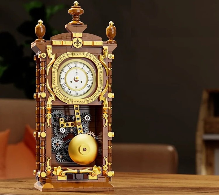 1123